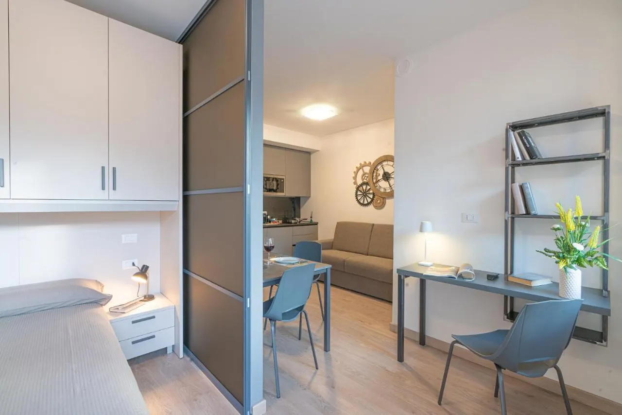Valtellina Apartments Sondrio 0*,